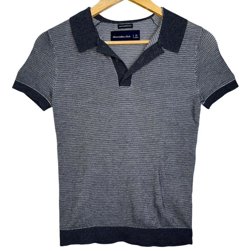 Abercrombie & Fitch Featherweight Gray White Knit Button Down Polo Shirt Size XS